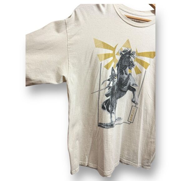 Legend of Zelda Hyrule Shirt Long Sleeve 2022 Geeknet Nintendo Graphic Small - Picture 5 of 7